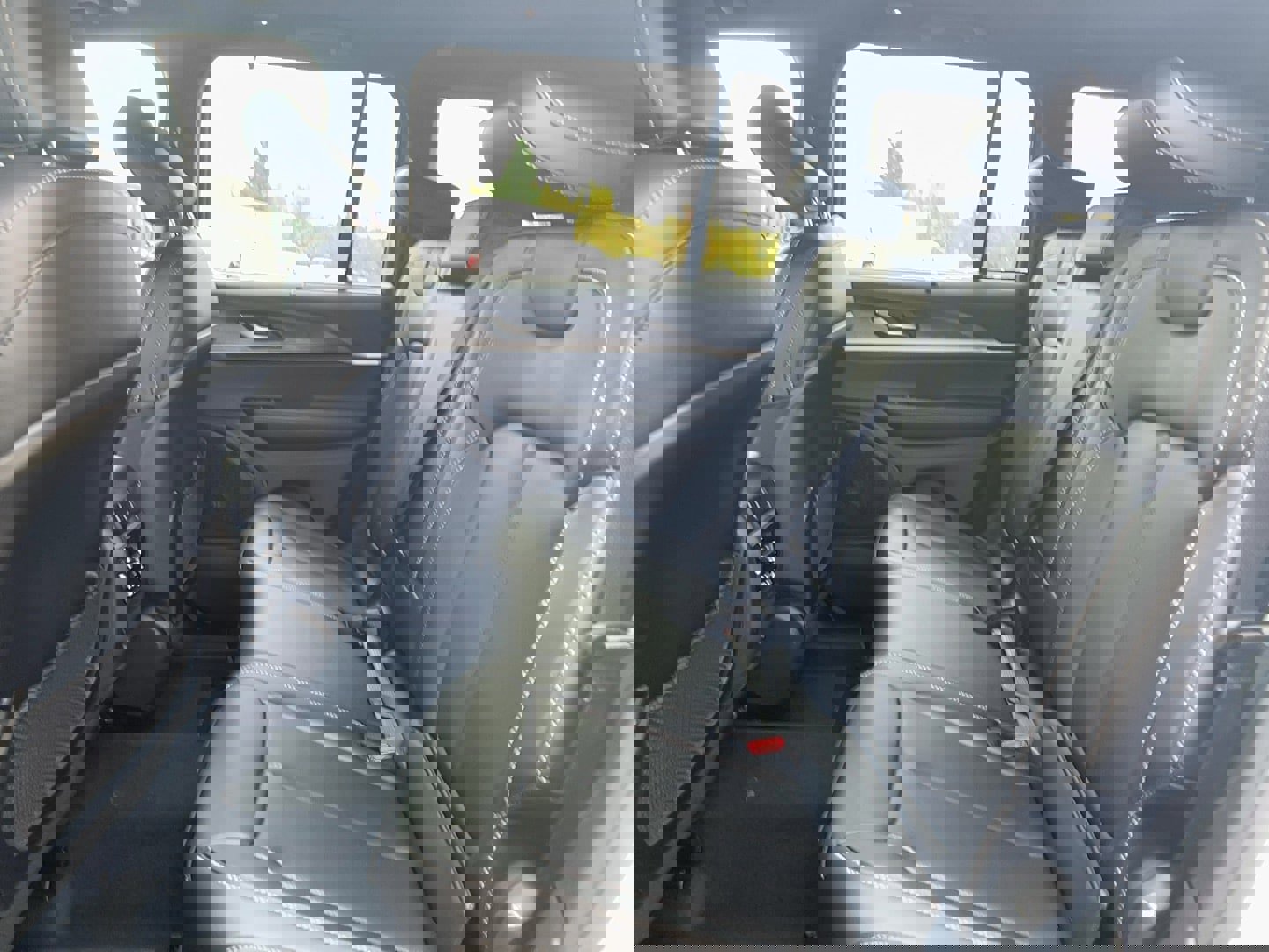 New 2025 Jeep Grand Cherokee Limited image 10