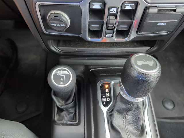Used 2020 Jeep Wrangler Unlimited Sport S AWD/4WD image 21
