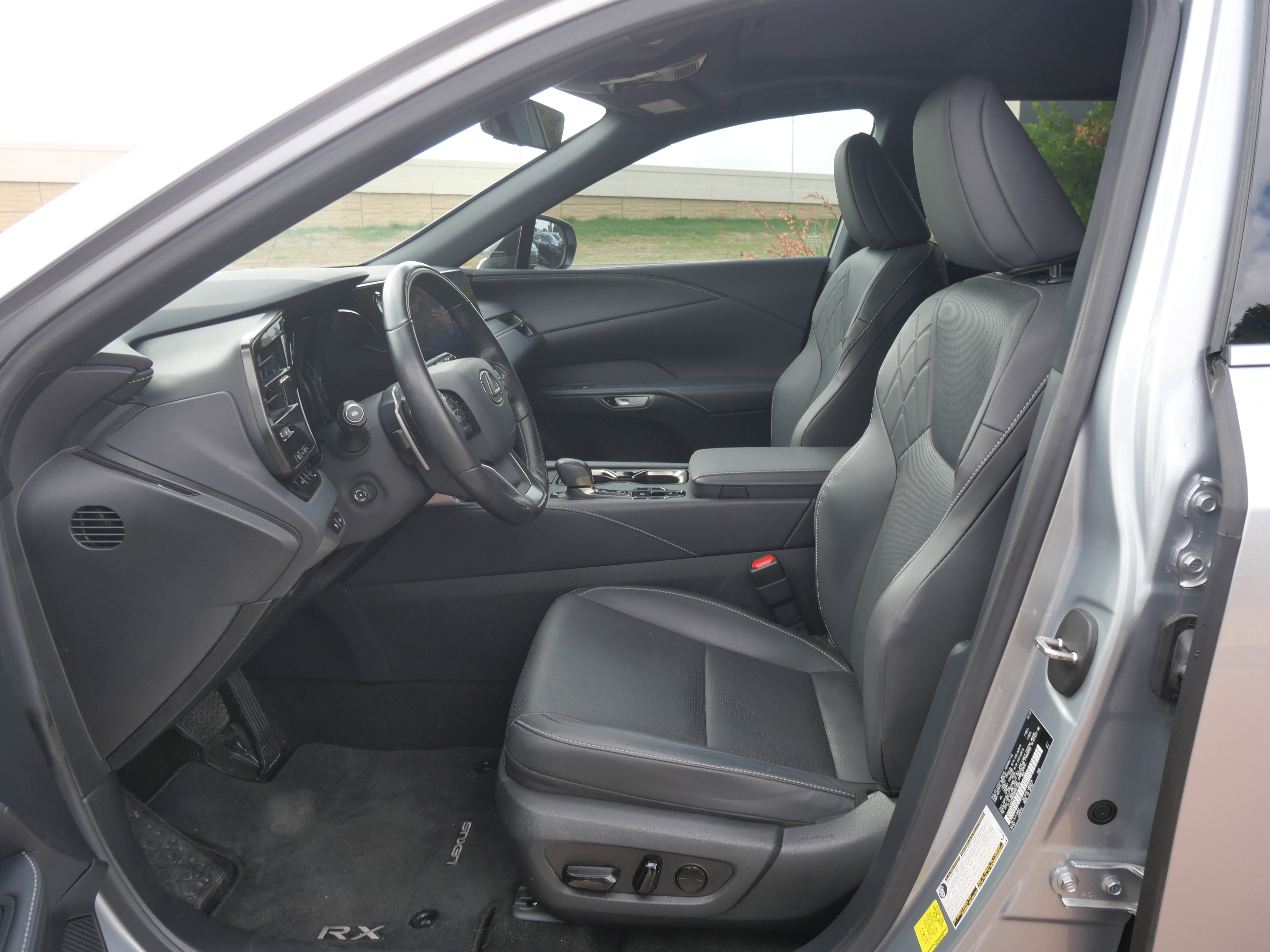 Used 2024 Lexus RX 350 Premium image 18