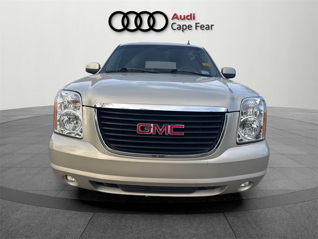 Used 2013 GMC Yukon SLT image 2
