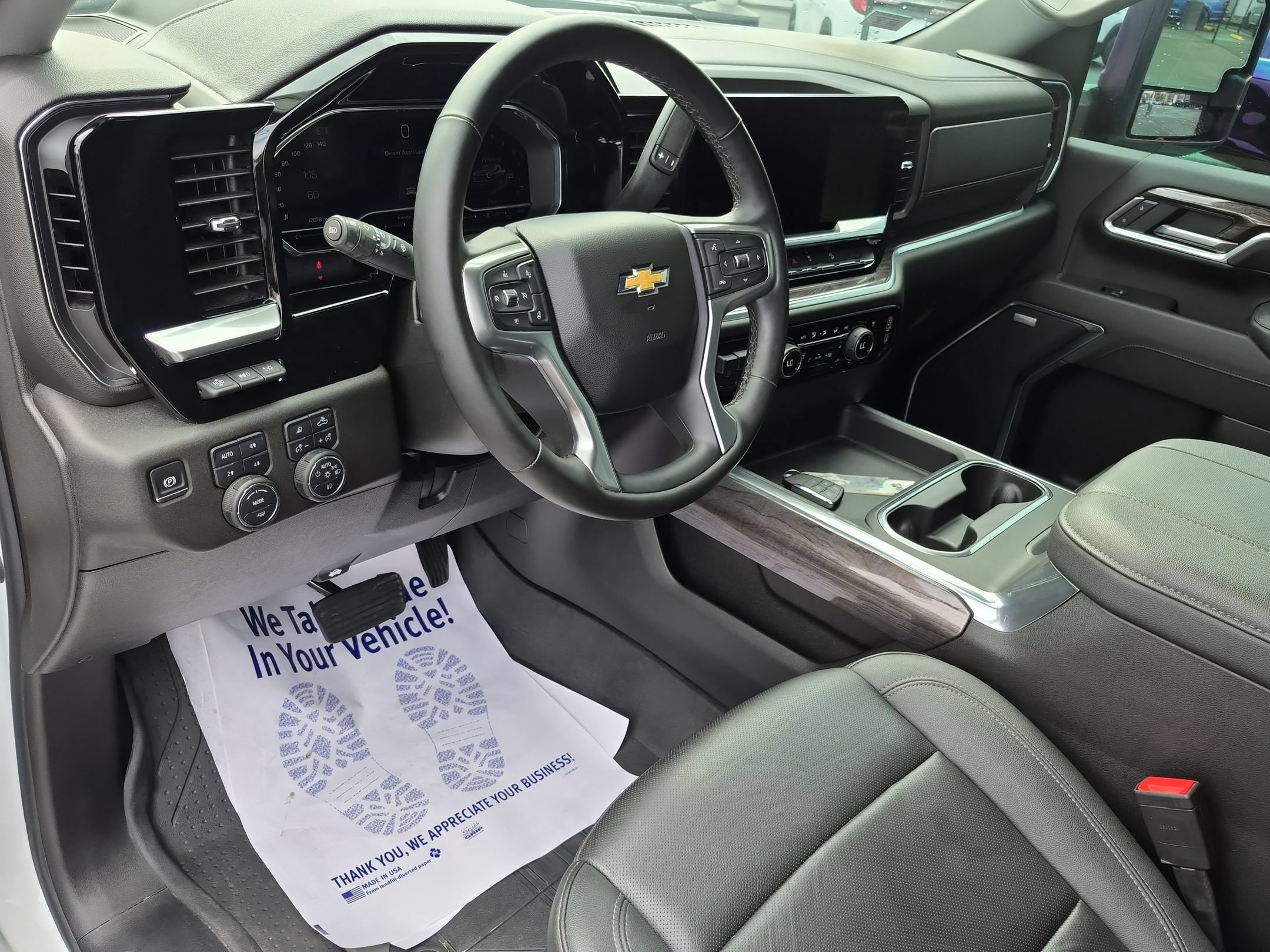 Certified 2025 Chevrolet Silverado 2500 LTZ w/ LTZ Premium Package AWD/4WD image 10