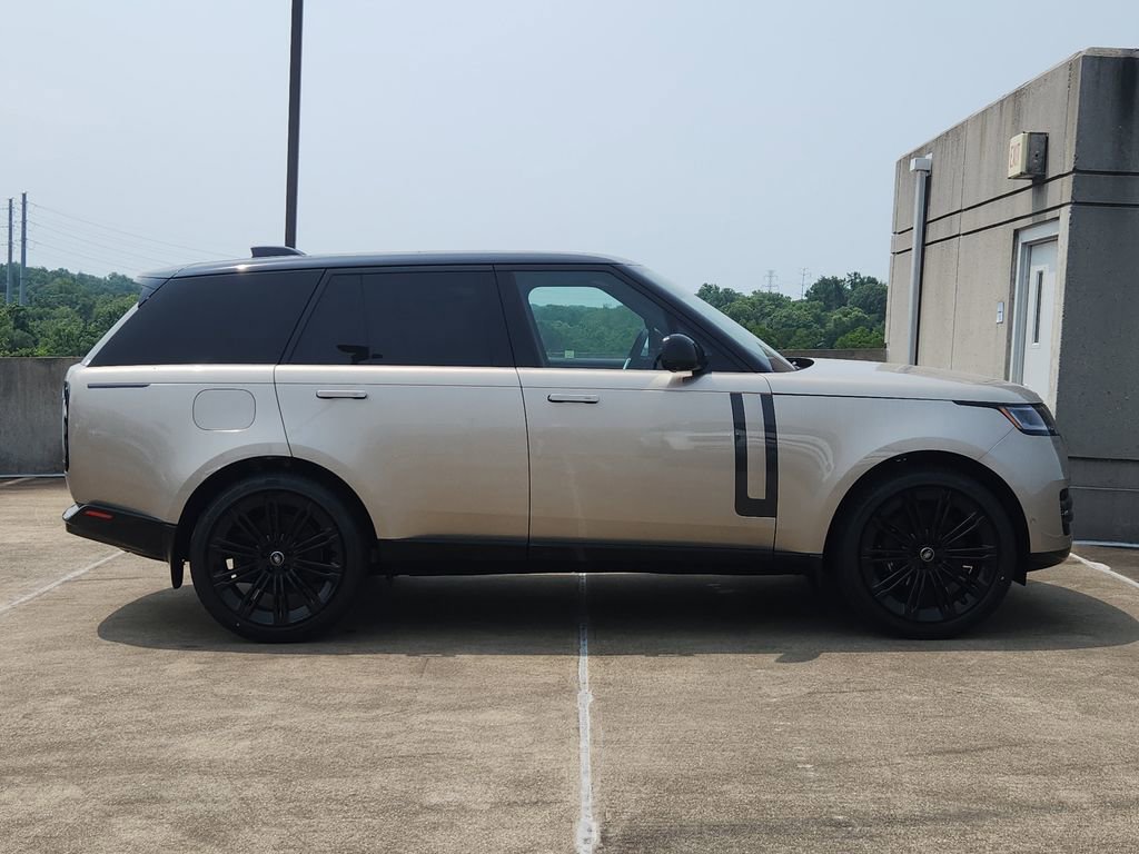 New 2025 Land Rover Range Rover SE AWD/4WD image 11