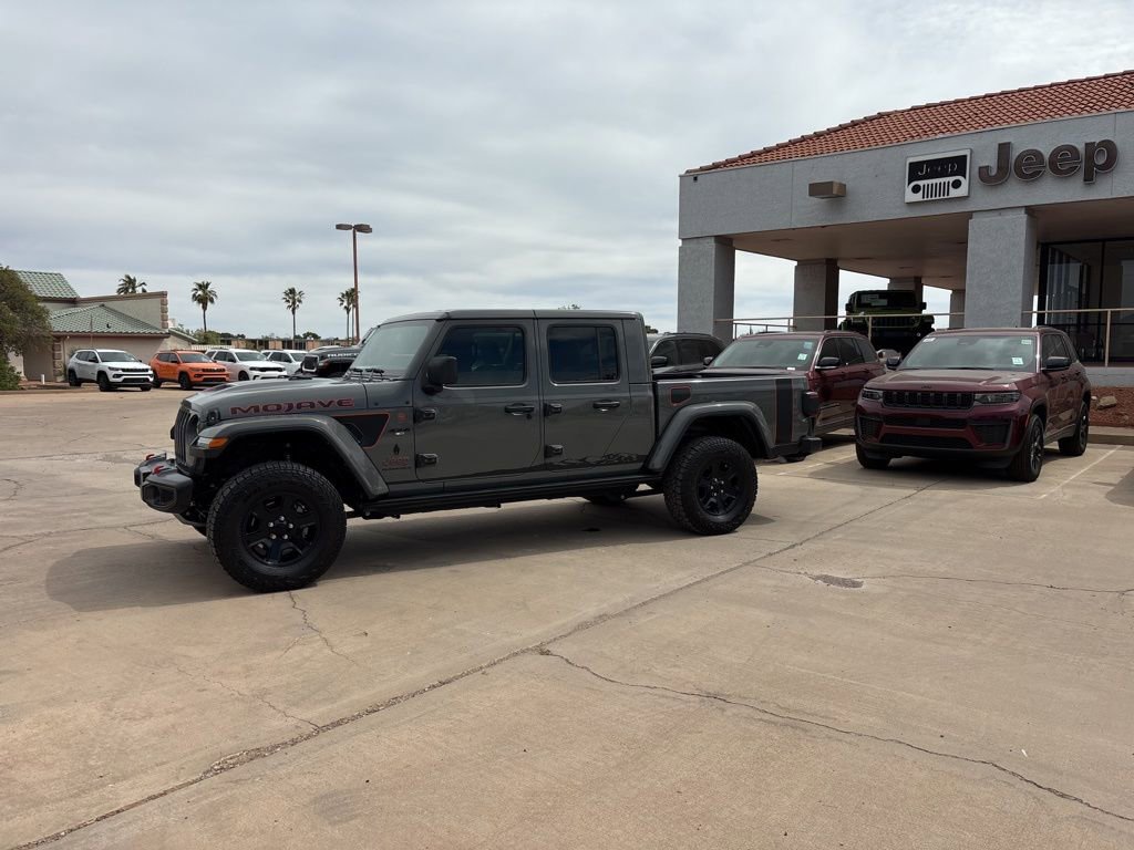 Used 2023 Jeep Gladiator Mojave w/ LED Lighting Group AWD/4WD image 1