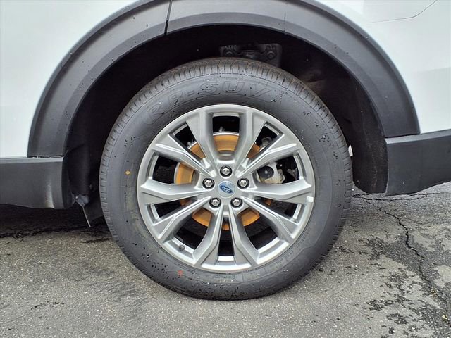 Used 2023 Ford Explorer Limited image 7