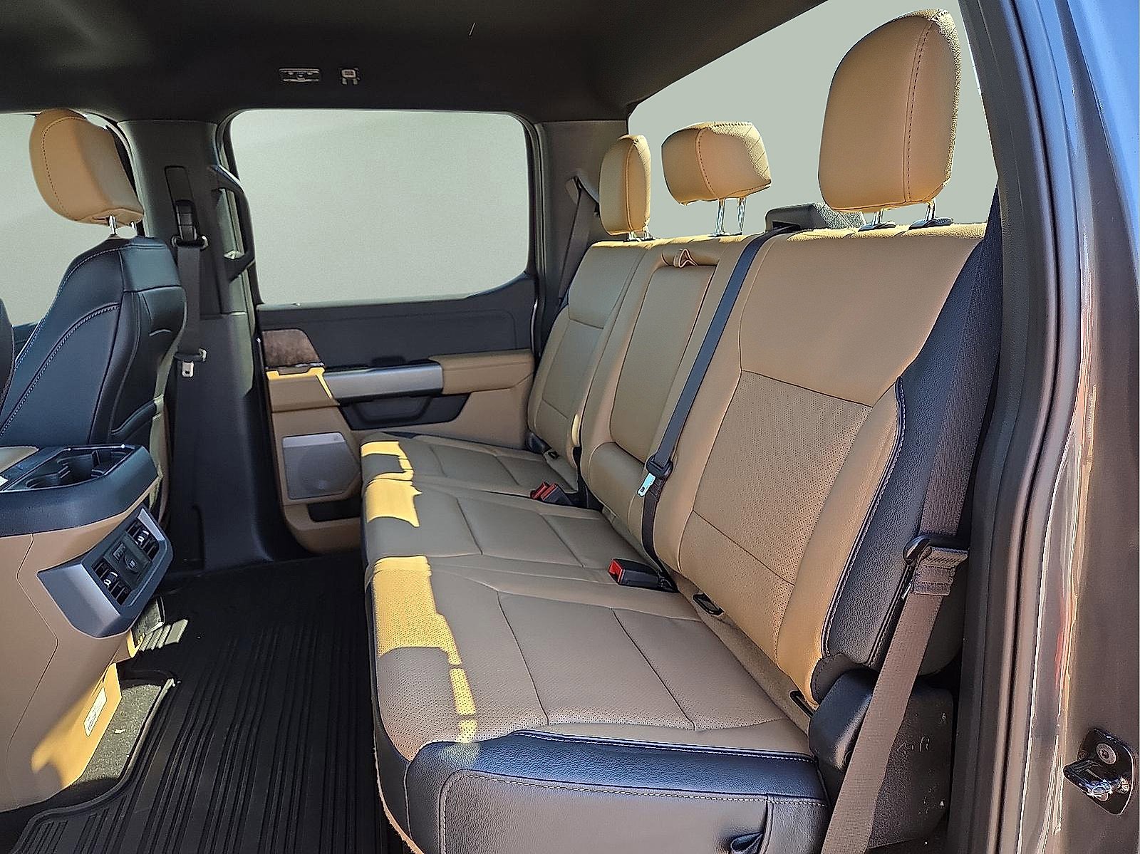 New 2026 Ford F250 Lariat image 10
