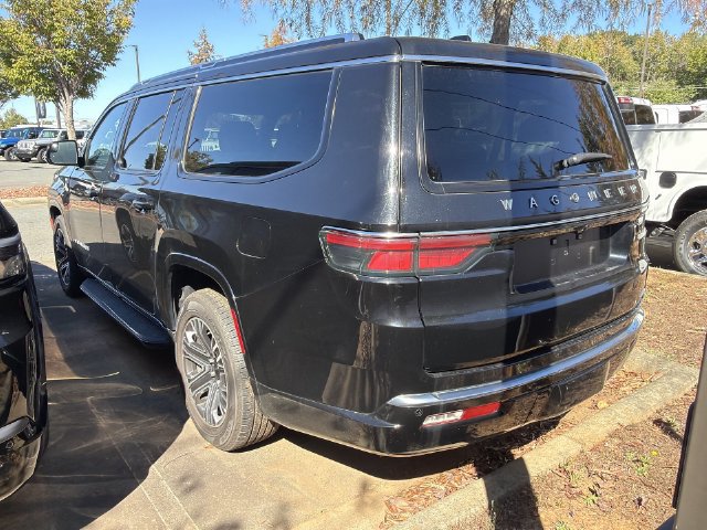Used 2024 Jeep Wagoneer L Series II w/ Flexible Seating Group AWD/4WD image 7