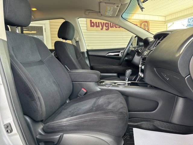 Used 2013 Nissan Pathfinder SV image 23