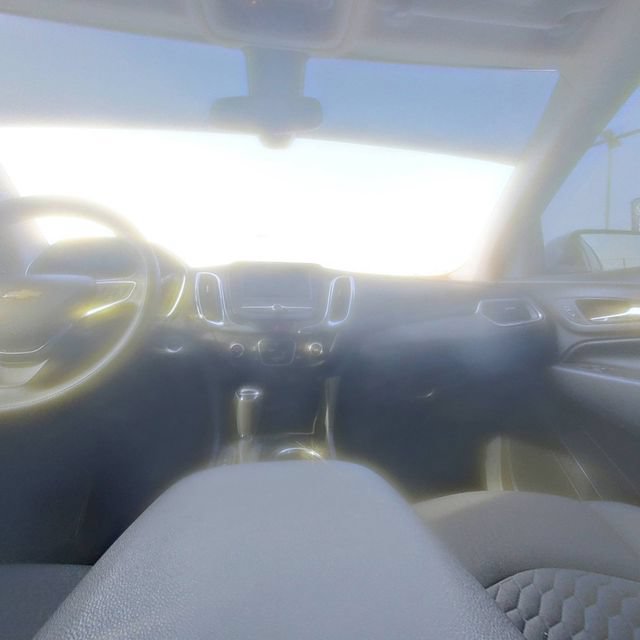 Used 2020 Chevrolet Equinox LT FWD image 24