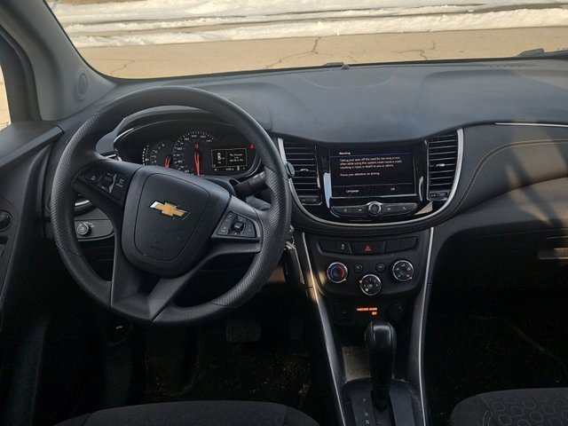 Used 2022 Chevrolet Trax LS w/ Tint and Cruise Package image 7