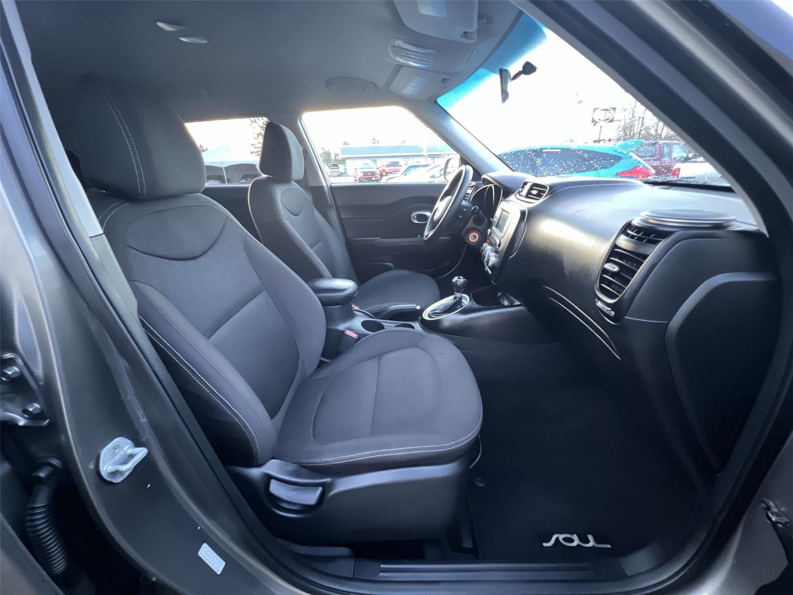 Used 2019 Kia Soul Base image 24