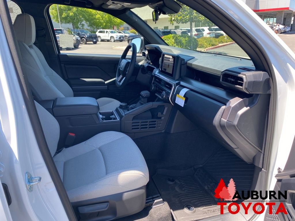 New 2026 Toyota 4Runner SR5 AWD/4WD image 7