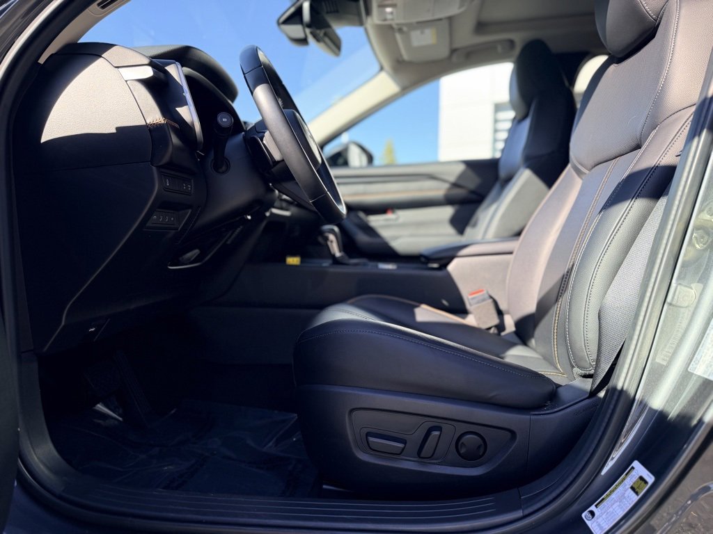 Used 2023 MAZDA CX-50 AWD 2.5 Turbo w/ Cargo Package image 10