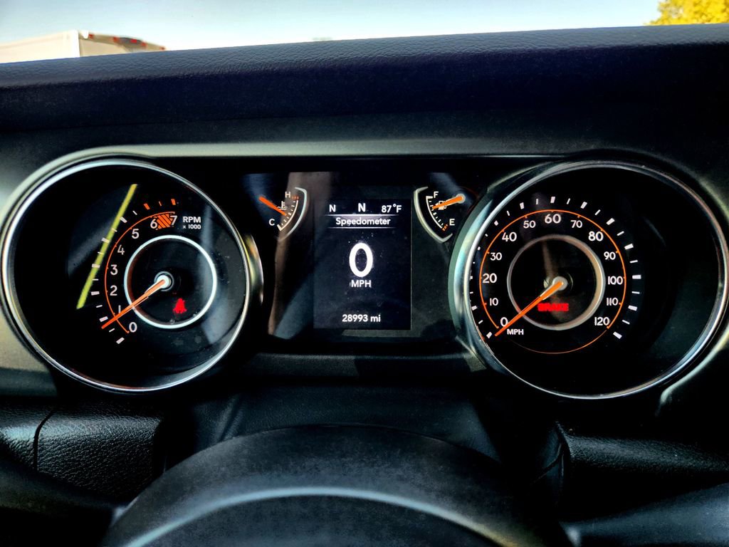 Used 2023 Jeep Wrangler Willys image 14