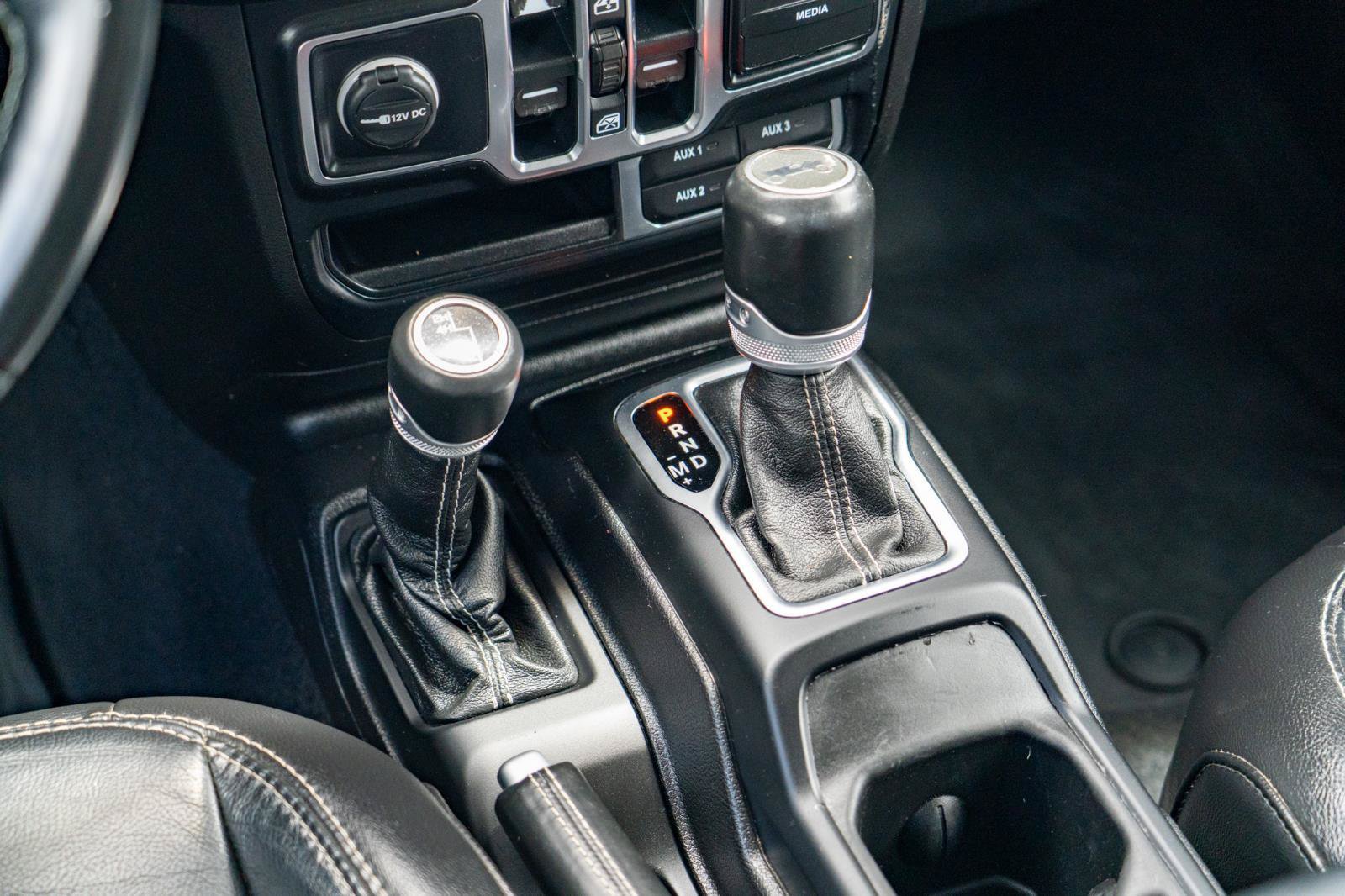 Used 2020 Jeep Wrangler Unlimited Sahara AWD/4WD image 26