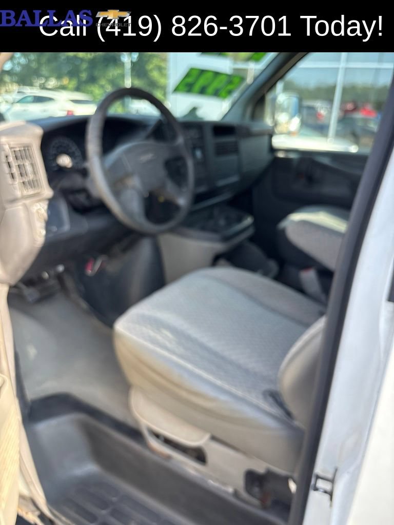 Used 2003 GMC Savana 2500 Extended Passenger w/ Sle Preferred Equipment Group RWD image 10
