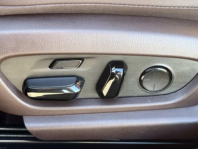 Used 2021 Lexus ES 350 Ultra Luxury w/ Accessory Package 2 FWD image 32
