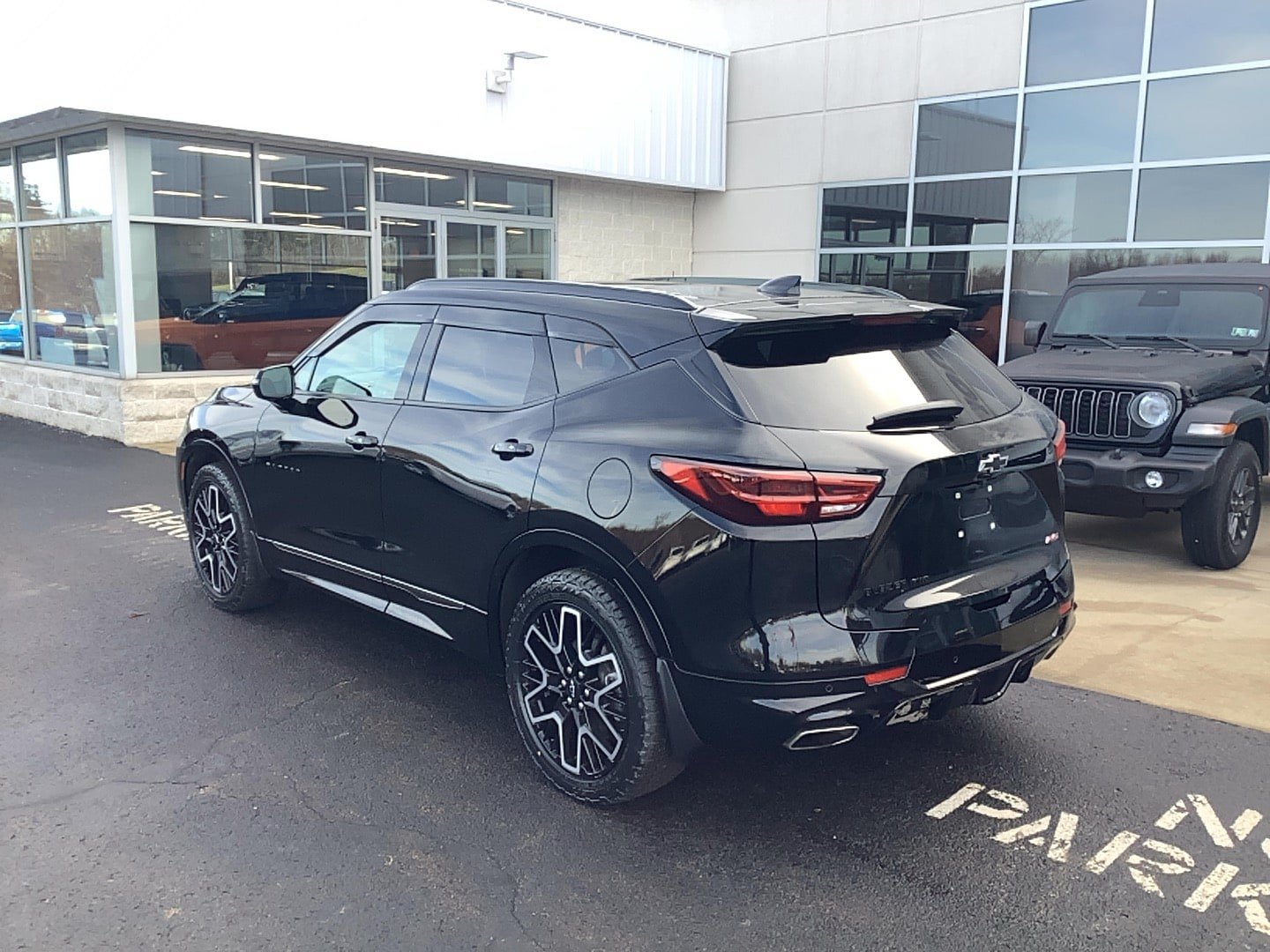 Used 2023 Chevrolet Blazer RS w/ Enhanced Convenience Package AWD/4WD image 9