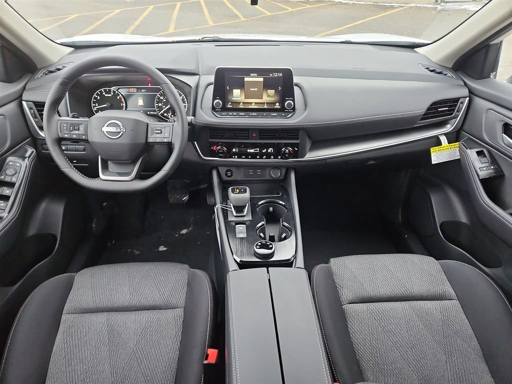New 2026 Nissan Rogue SV w/ Cold Weather Package AWD/4WD image 18