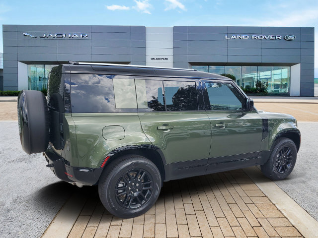 New 2026 Land Rover Defender 110 X-Dynamic SE AWD/4WD image 5