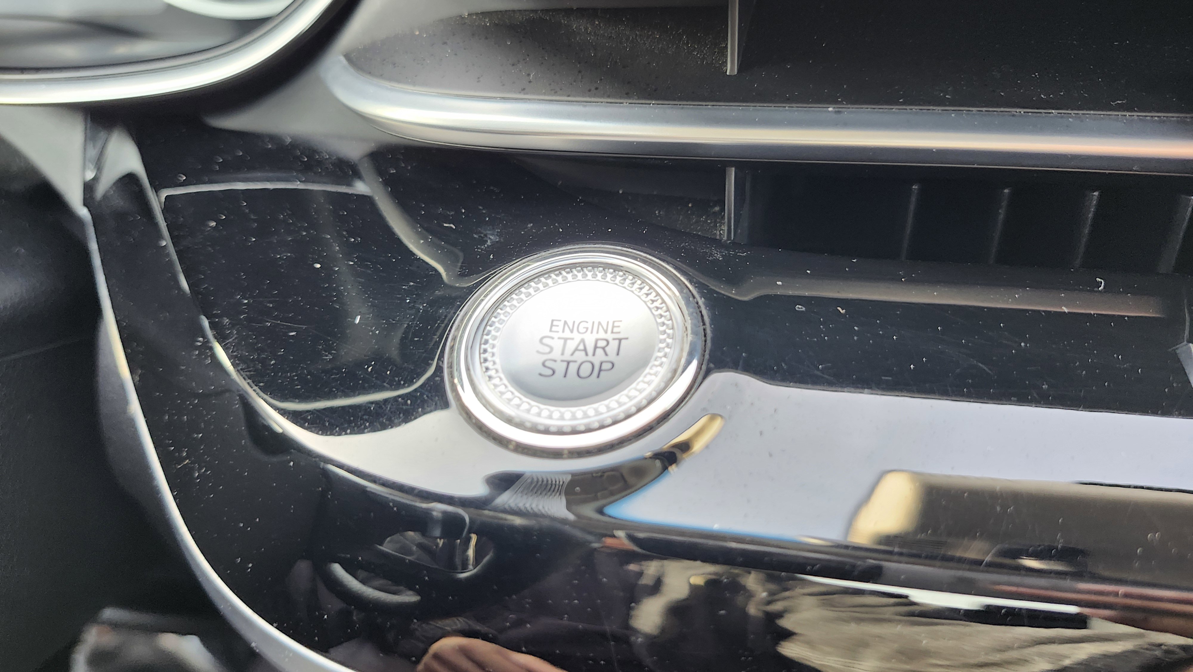 Used 2023 Genesis G80 2.5T image 8