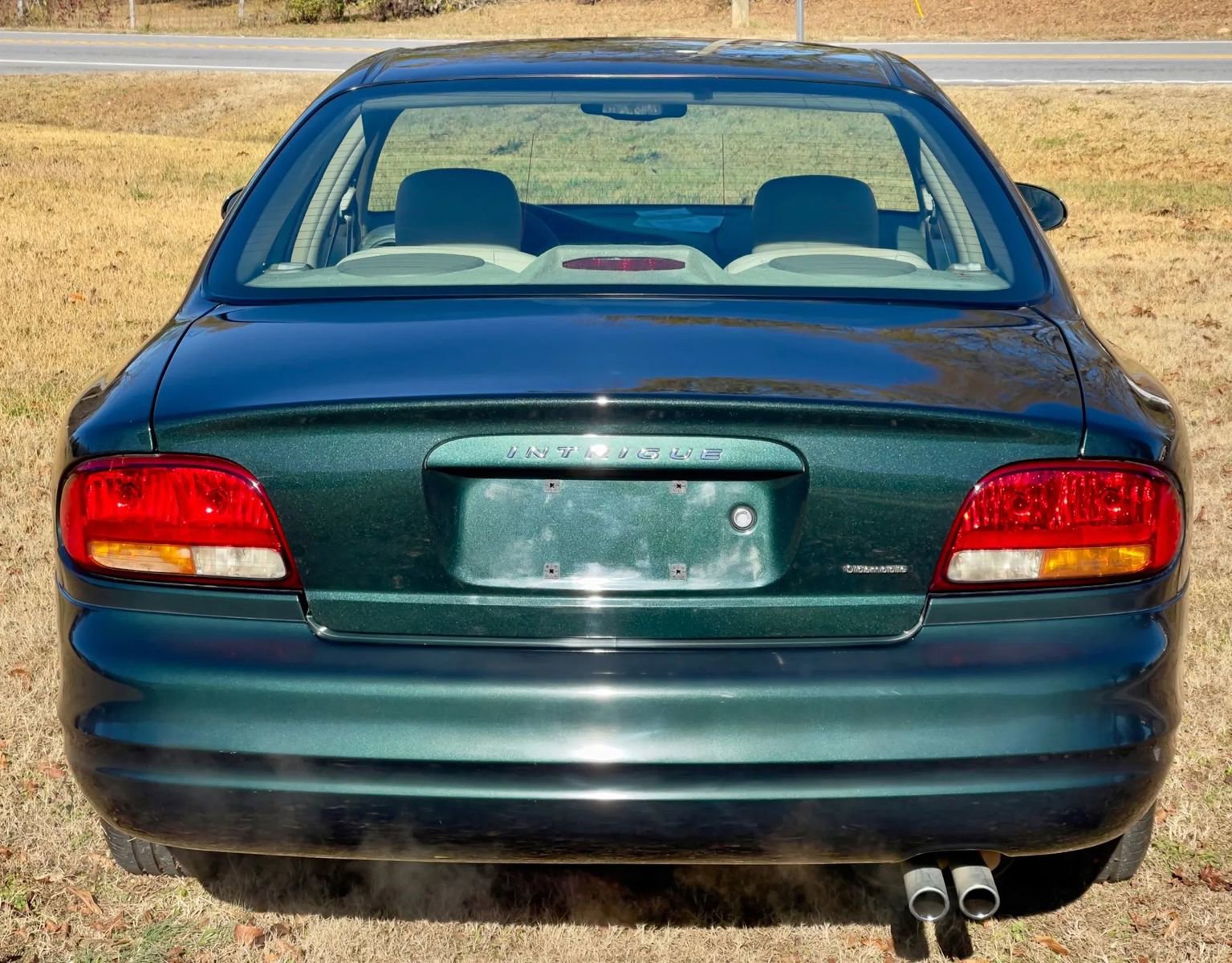 Used 1999 Oldsmobile Intrigue GL image 4