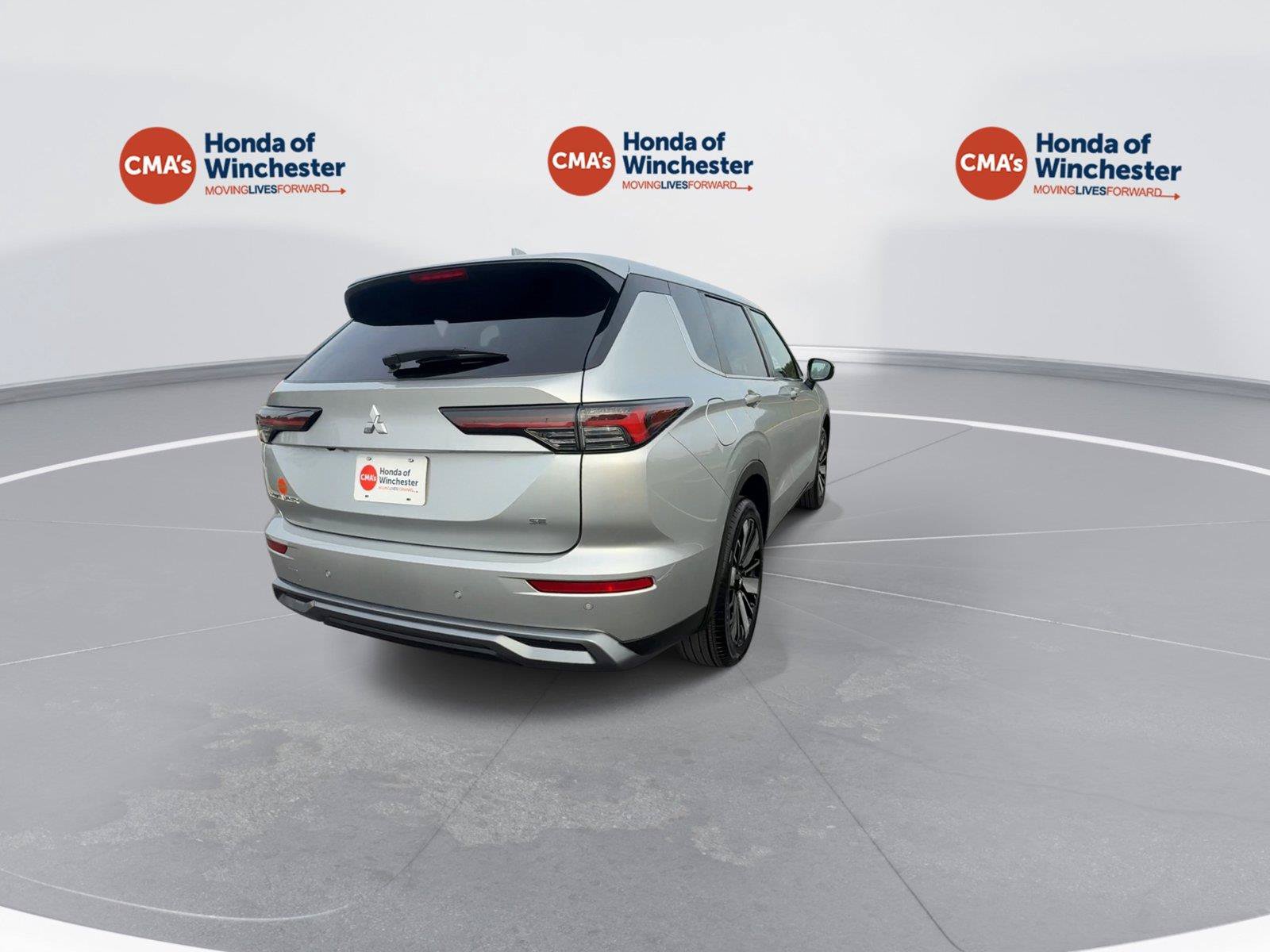 Used 2025 Mitsubishi Outlander SE AWD/4WD image 7