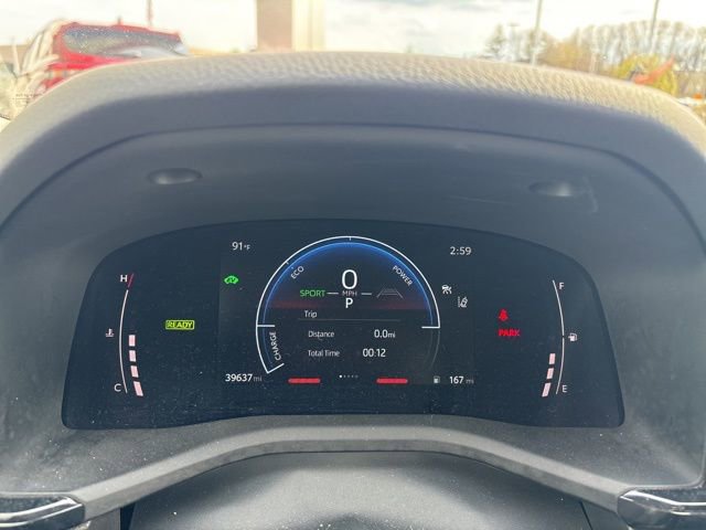 Used 2025 Toyota Camry LE FWD image 9