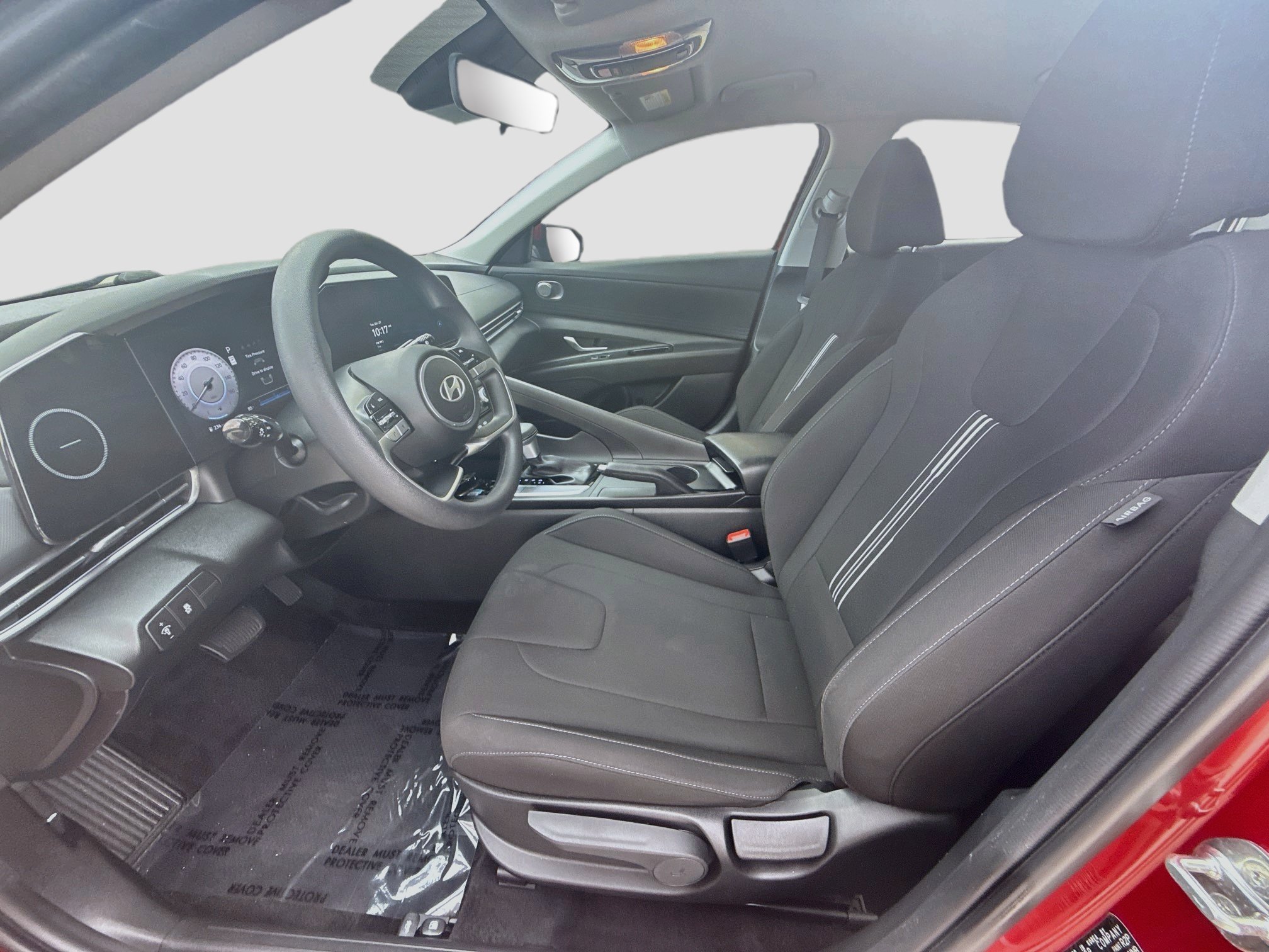 Used 2024 Hyundai Elantra SEL FWD image 16