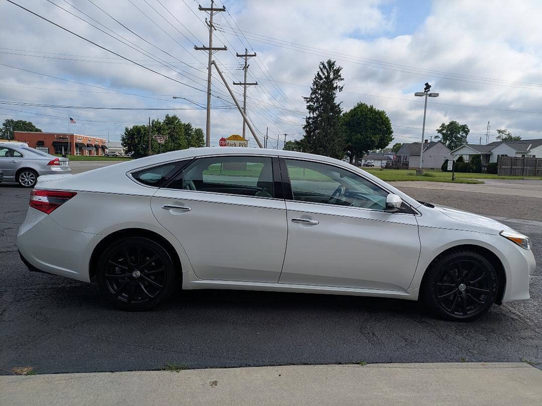 Used 2015 Toyota Avalon XLE Touring FWD image 5