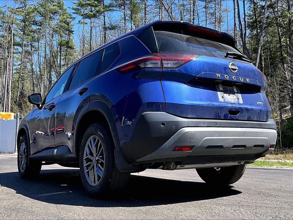 Used 2023 Nissan Rogue S AWD/4WD image 6