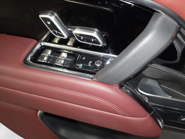 Certified 2023 Land Rover Range Rover SE AWD/4WD image 28