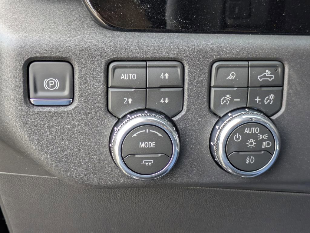 New 2026 GMC Sierra 1500 SLT image 21