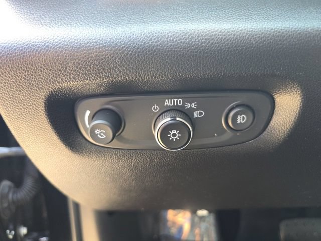 Used 2019 Chevrolet Traverse LT w/ LT Premium Package AWD/4WD image 23