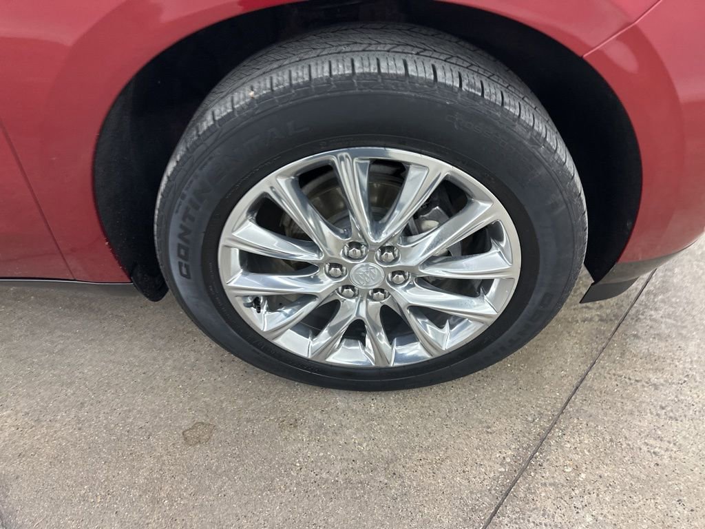 Used 2020 Buick Enclave Premium w/ Surround and Sites Package image 15