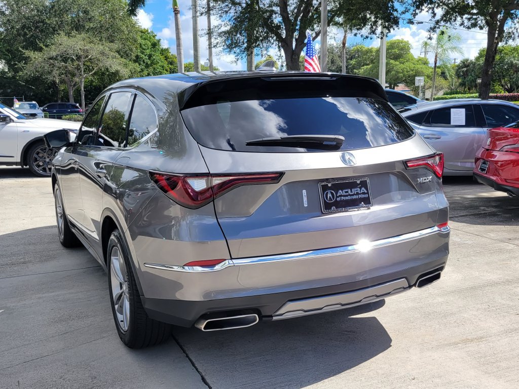 Used 2025 Acura MDX FWD image 5