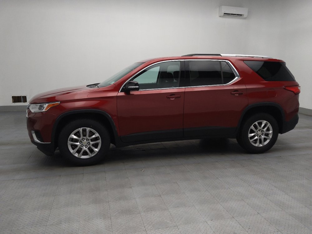 Used 2018 Chevrolet Traverse LT image 2
