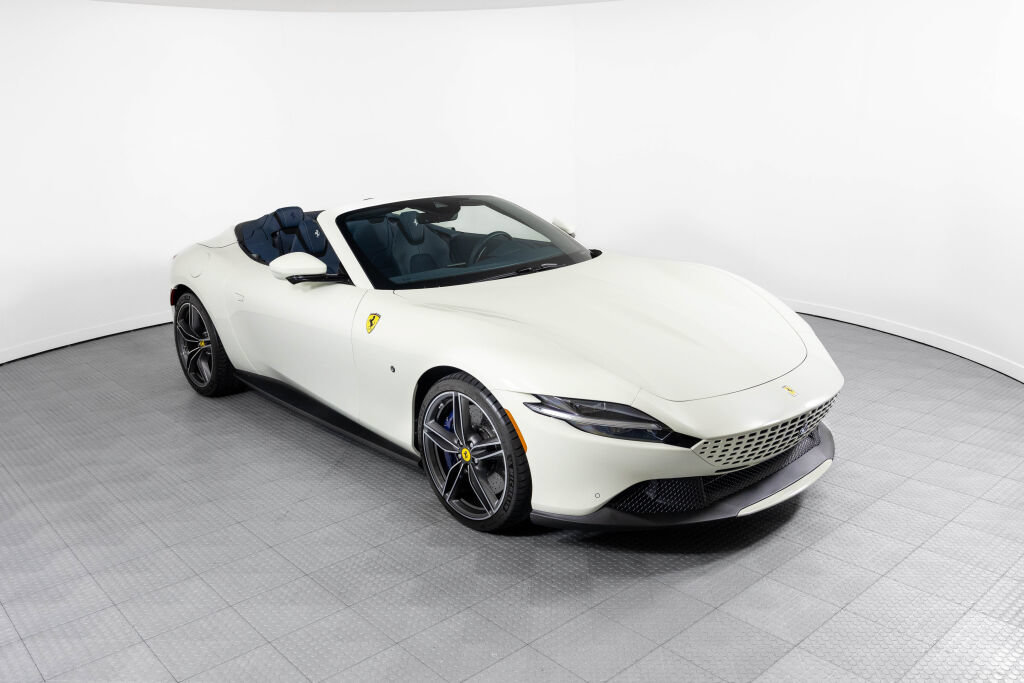Certified 2024 Ferrari Roma Spider RWD image 20