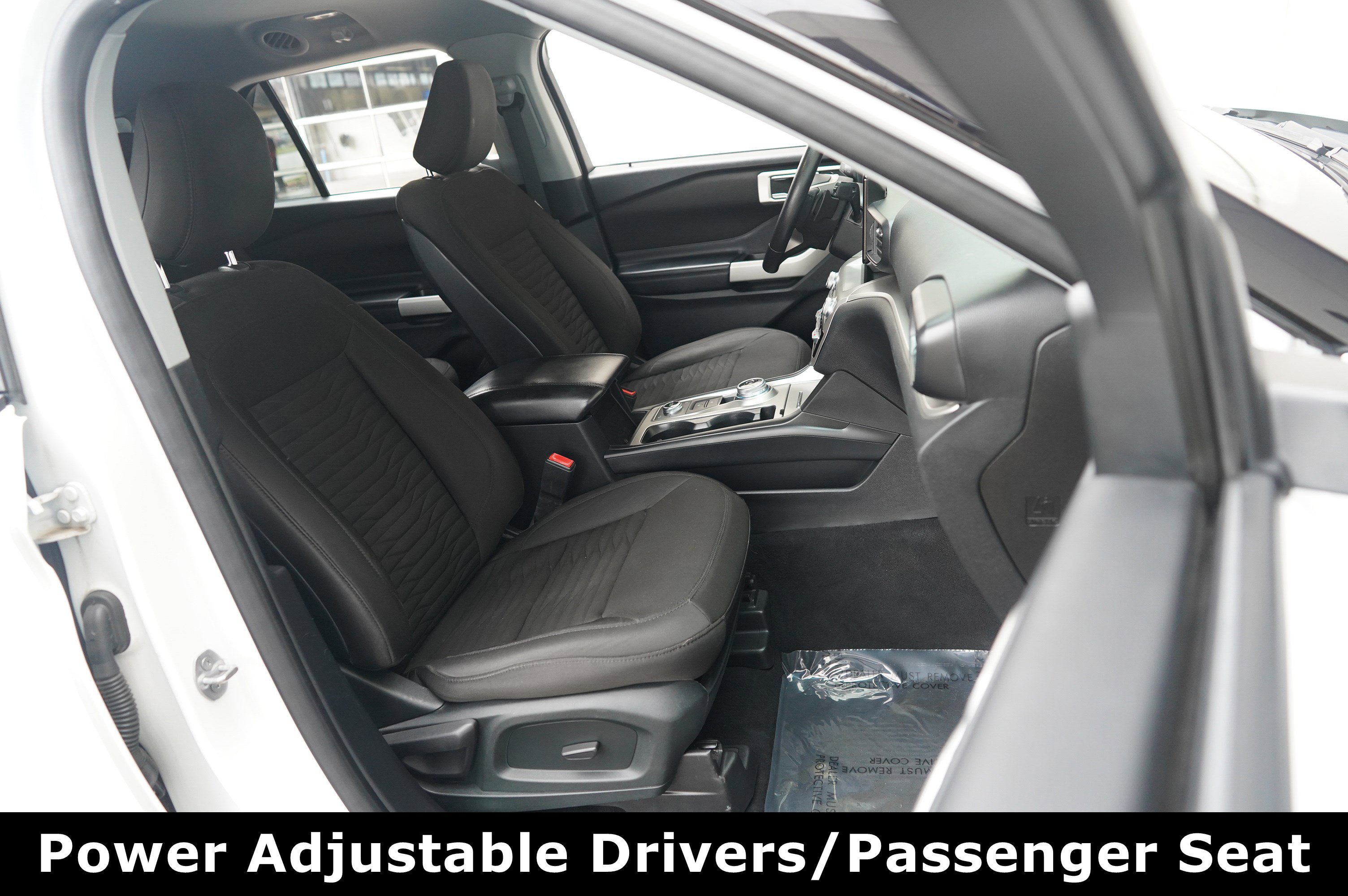 Used 2020 Ford Explorer XLT image 25