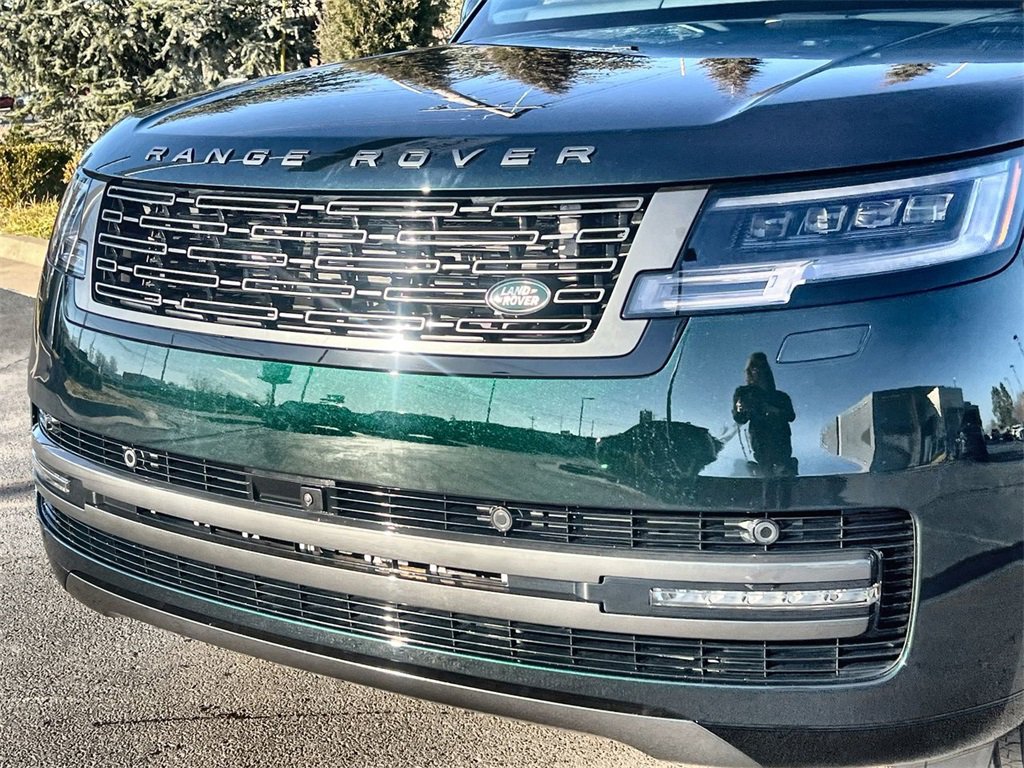 New 2026 Land Rover Range Rover SE image 9