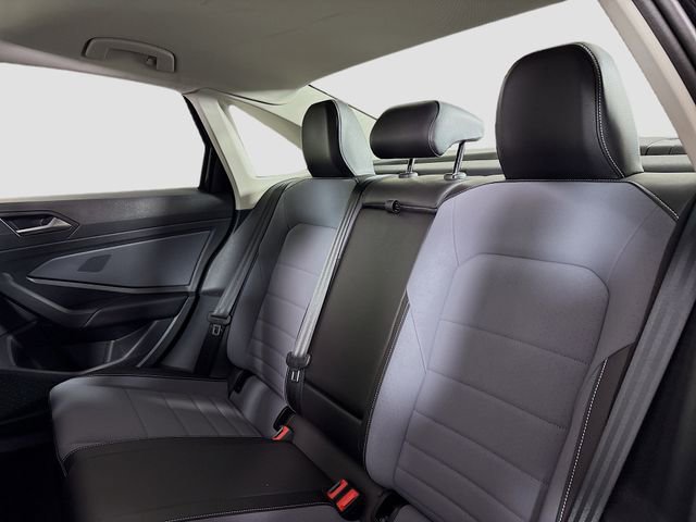 New 2026 Volkswagen Jetta SE FWD image 24