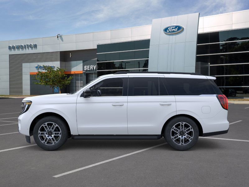 New 2026 Ford Expedition Active image 3