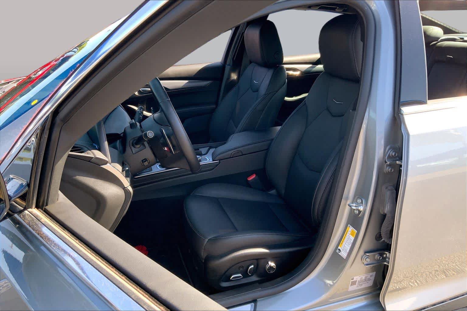 Used 2025 Cadillac CT5 Premium Luxury w/ Sun And Sound Package AWD/4WD image 7