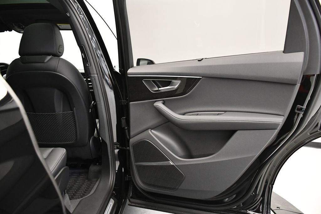 Used 2025 Audi Q7 3.0T Premium Plus w/ Premium Plus Package image 50