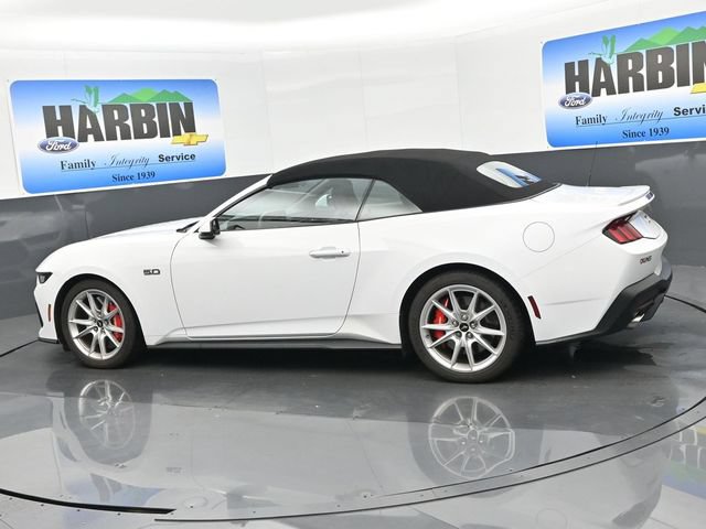 Used 2024 Ford Mustang GT Premium RWD image 3