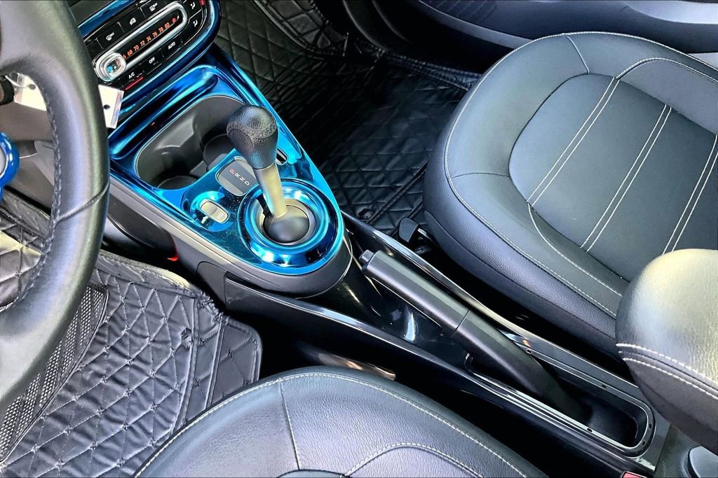 Used 2018 smart fortwo electric drive image 15