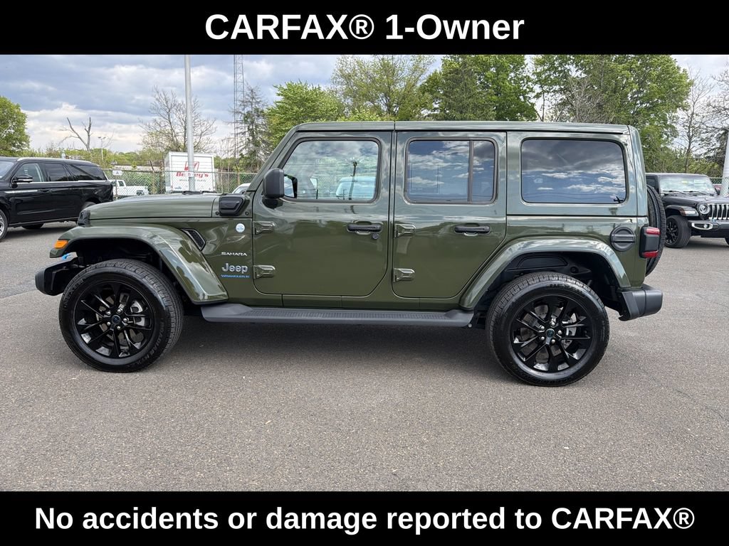 Used 2024 Jeep Wrangler Unlimited Sahara w/ Safety Group AWD/4WD image 2