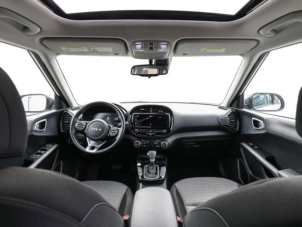 Used 2023 Kia Soul EX FWD image 24