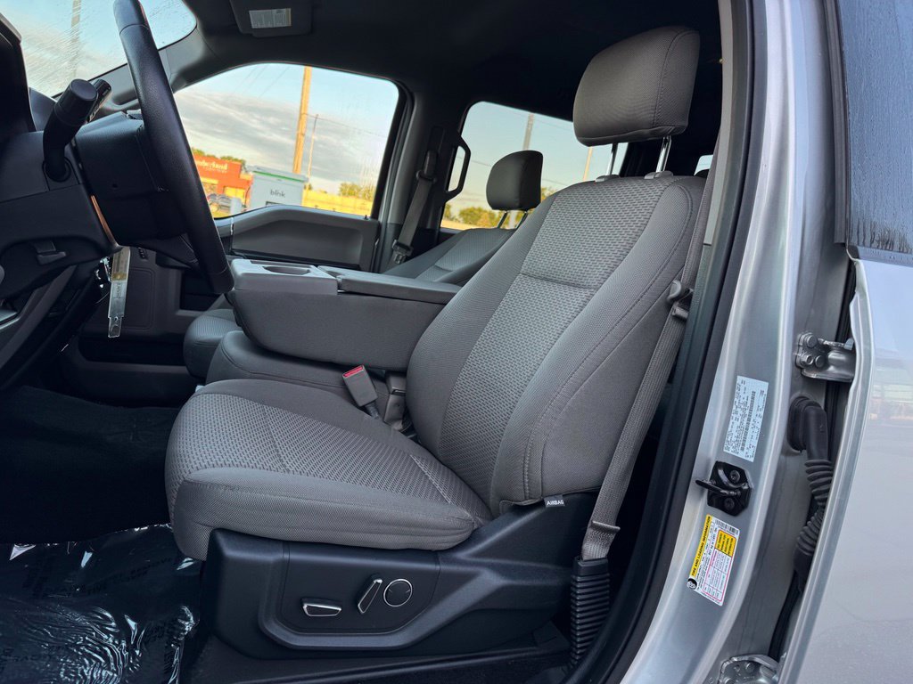 Used 2015 Ford F150 XLT w/ Equipment Group 302A Luxury AWD/4WD image 5