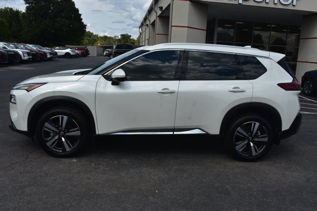 Used 2023 Nissan Rogue SL FWD image 9