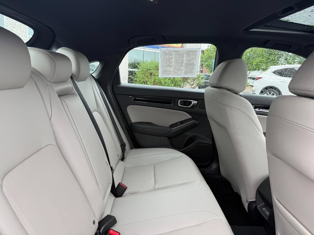 Used 2024 Honda Civic Sport Touring image 10